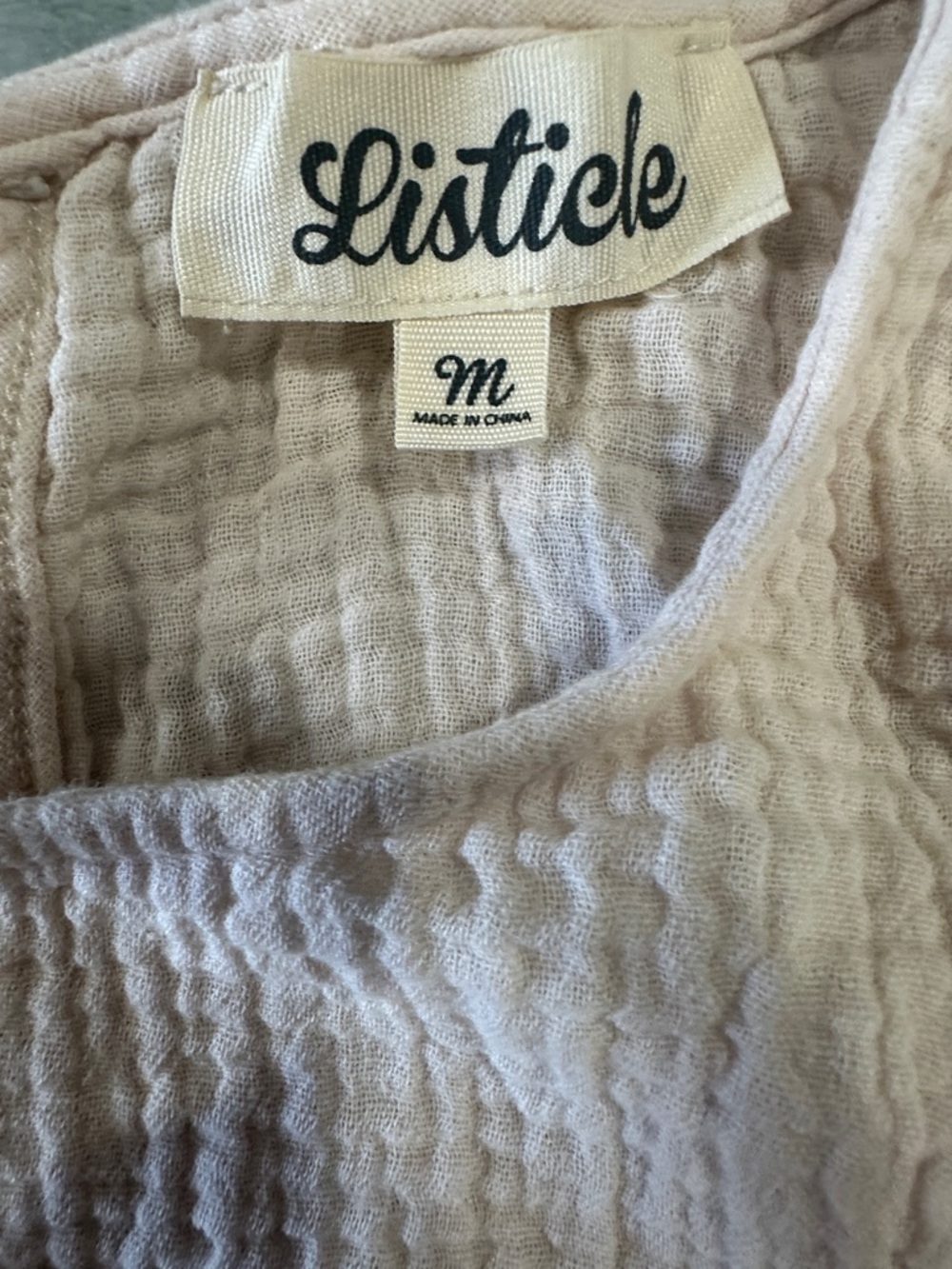 Listicle Cream Textured Short Sleeve Ruffle Top Size M Cotton - Picture 8 of 10